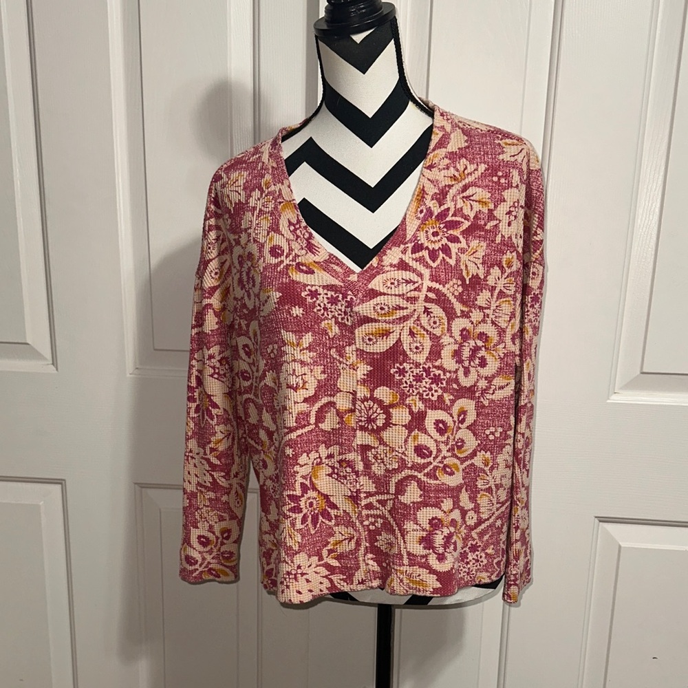 PILCRO Anthropologie Pink and Cream Floral V-Neck Waffle Knit Top